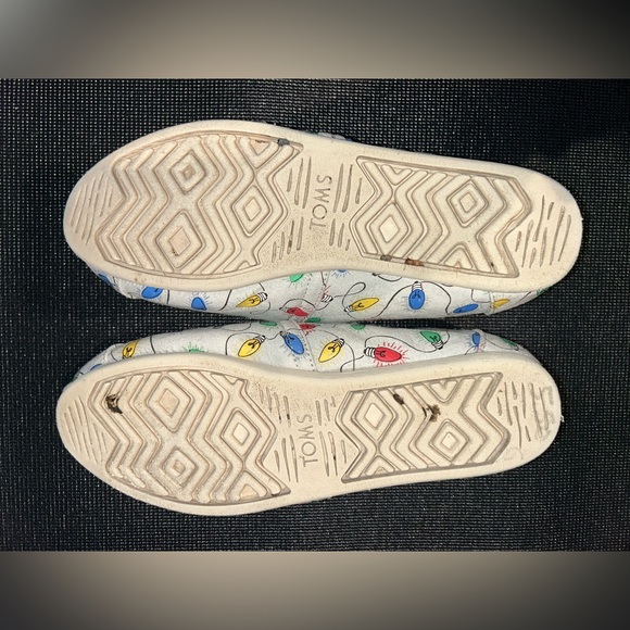 TOMS Colorful Christmas light shoes women size 8.5 - Picture 6 of 6